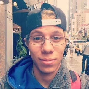 Meet your Posher, Quinton